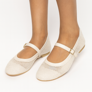 Ballerines ajourées avec bride réglable et boucle dorée