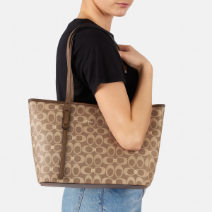 Sac cabas élégant à motif monogramme