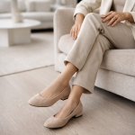 Ballerines Chic en Suédine à Petit Talon Confort